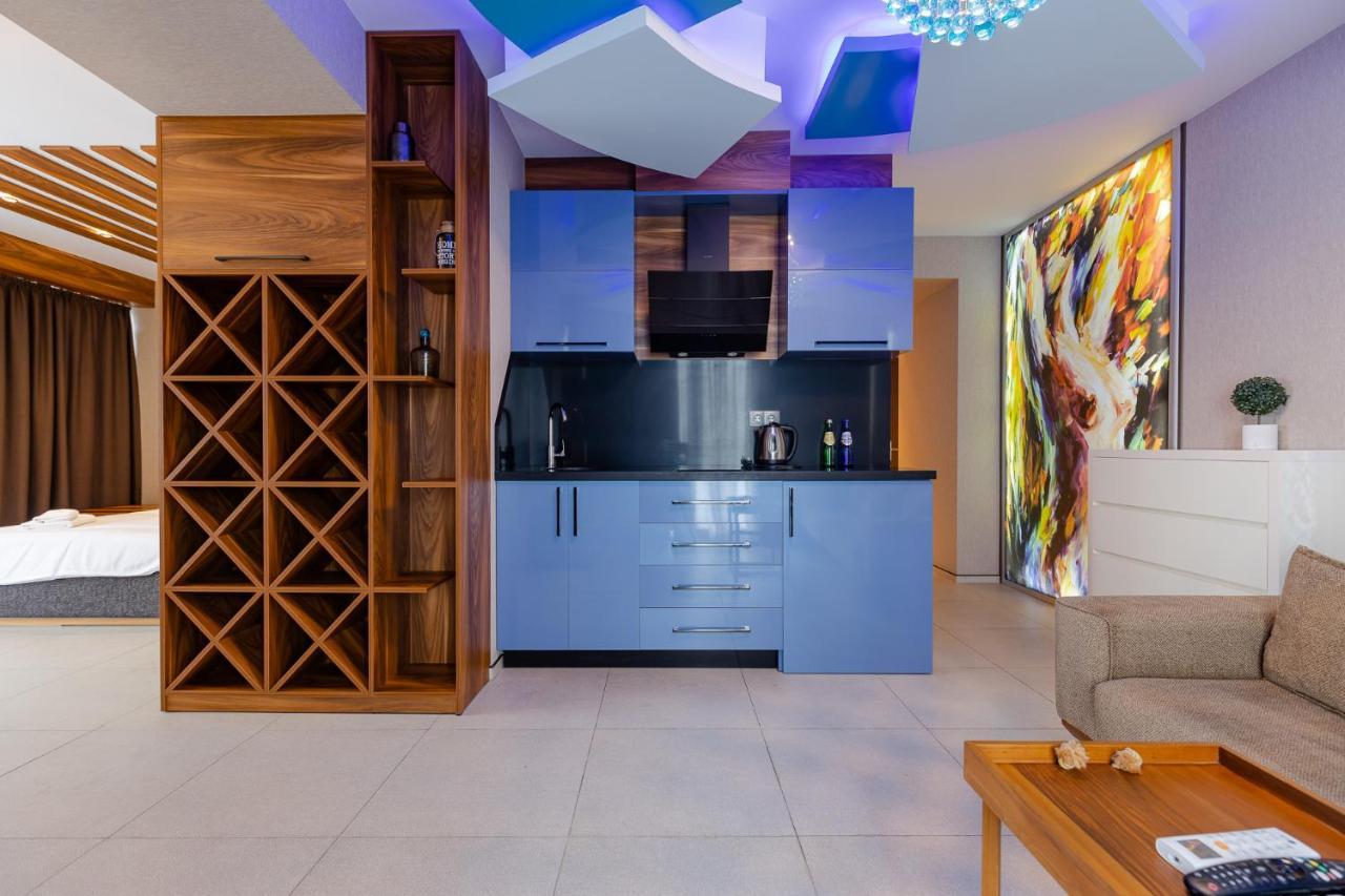 The Spot Apartments - Orbi Beach Tower 巴统 外观 照片