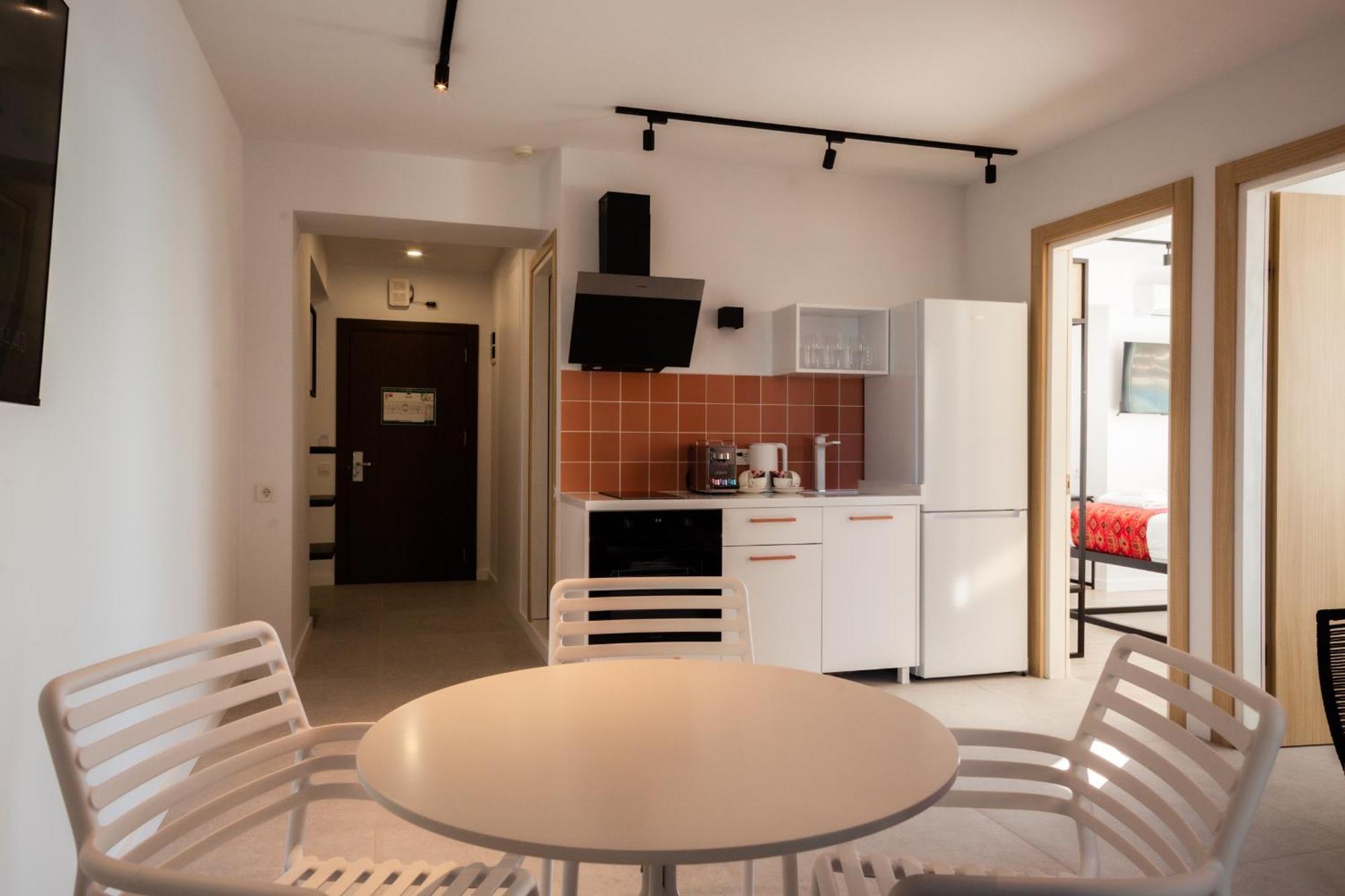 The Spot Apartments - Orbi Beach Tower 巴统 外观 照片