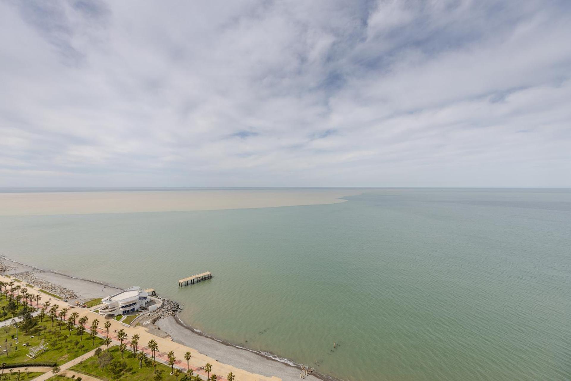 The Spot Apartments - Orbi Beach Tower 巴统 外观 照片